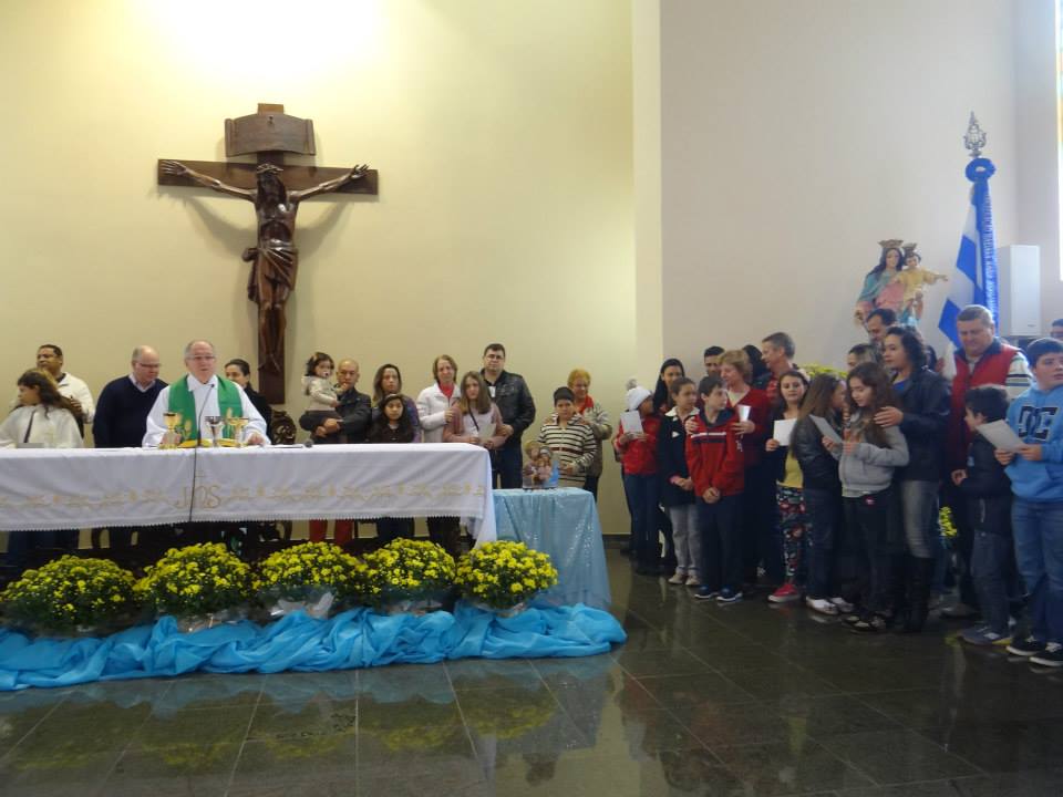 Missa dos Pais (Entrega do Pai-Nosso) Missa dos Pais (Entrega do Pai-Nosso)